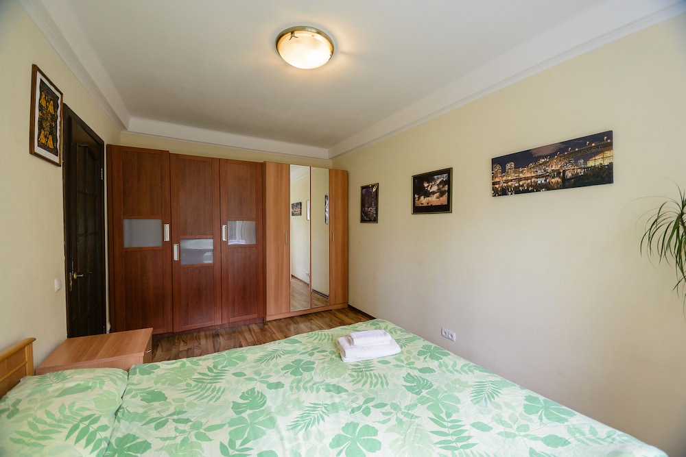 Kiev Accommodation Hotel Service