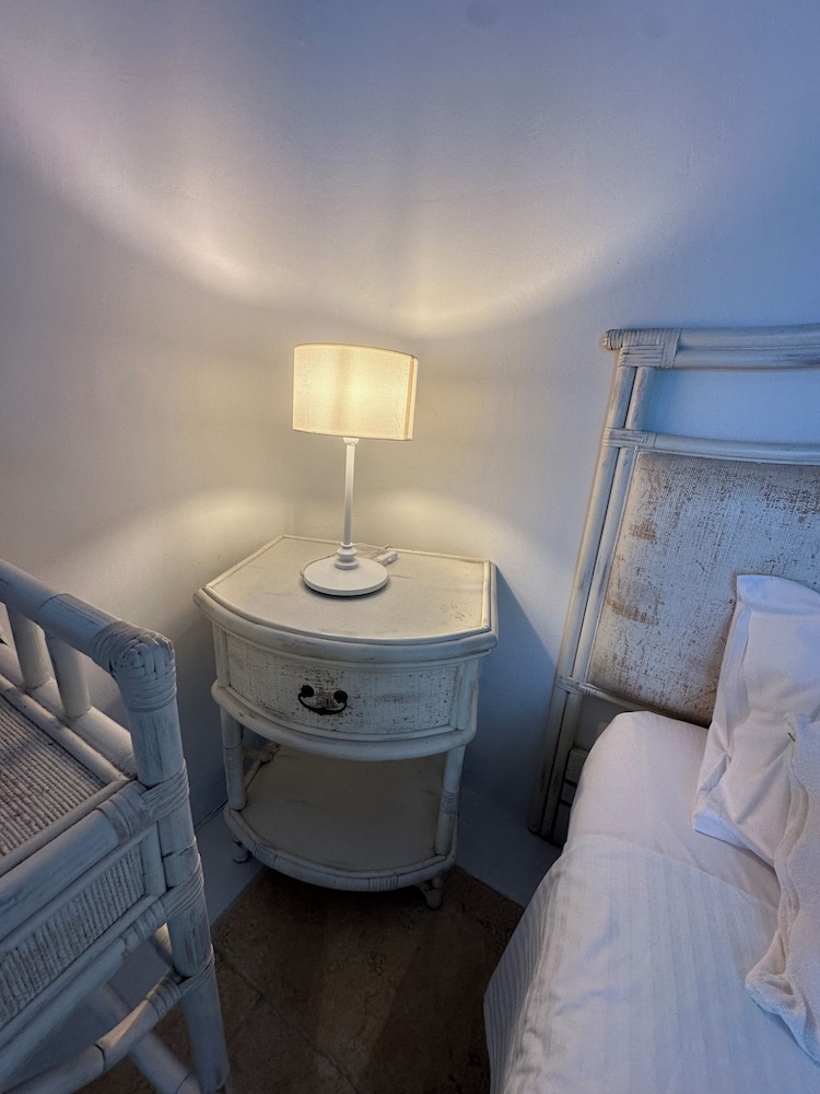 Mimoza Collection suites