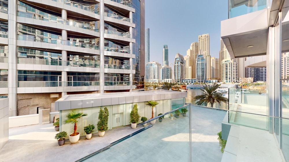 Dubai Marina - Marina Star O104