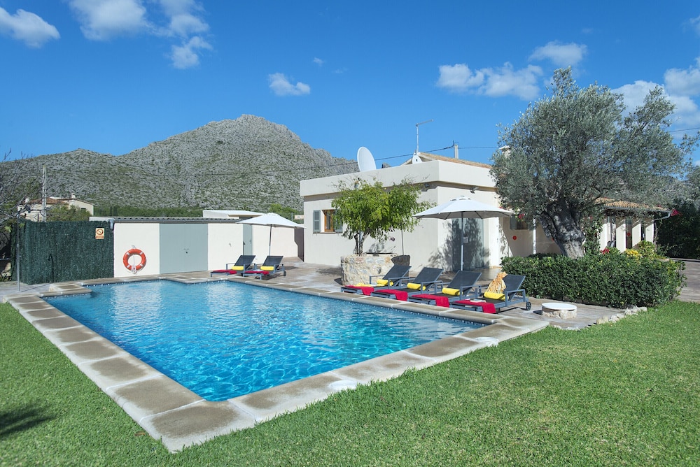 Villa Bernat photo 2