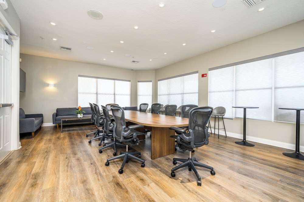 meeting & event spaces