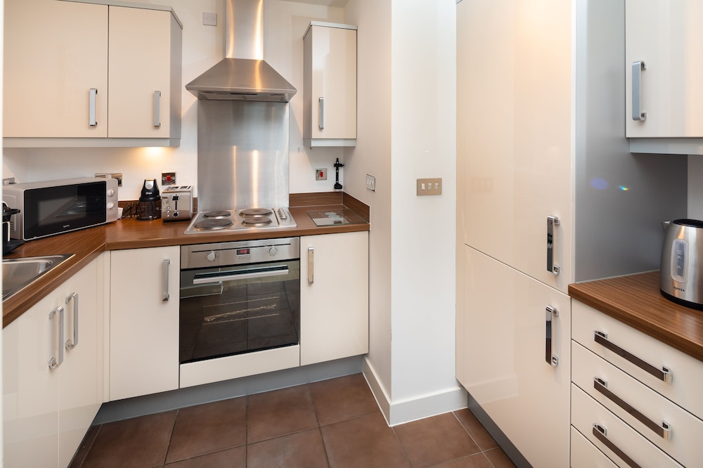 Brightleap Apartments - The Hub