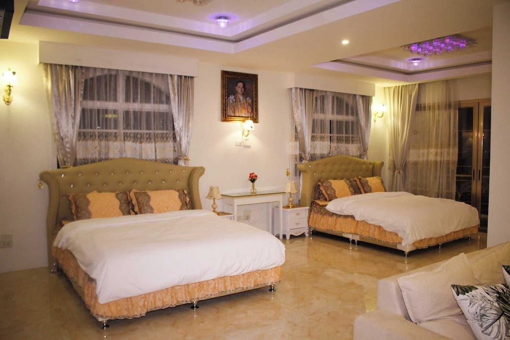 Narong Ek Residence View & Pool Villa
