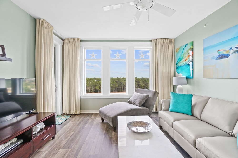 Elation Resort at Baytowne Wharf by Panhandle Getaways