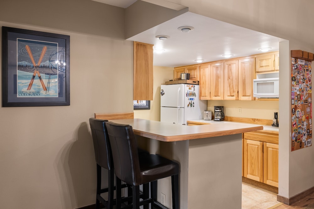 Fp300 Foxpine Inn 2 Bedroom Condo