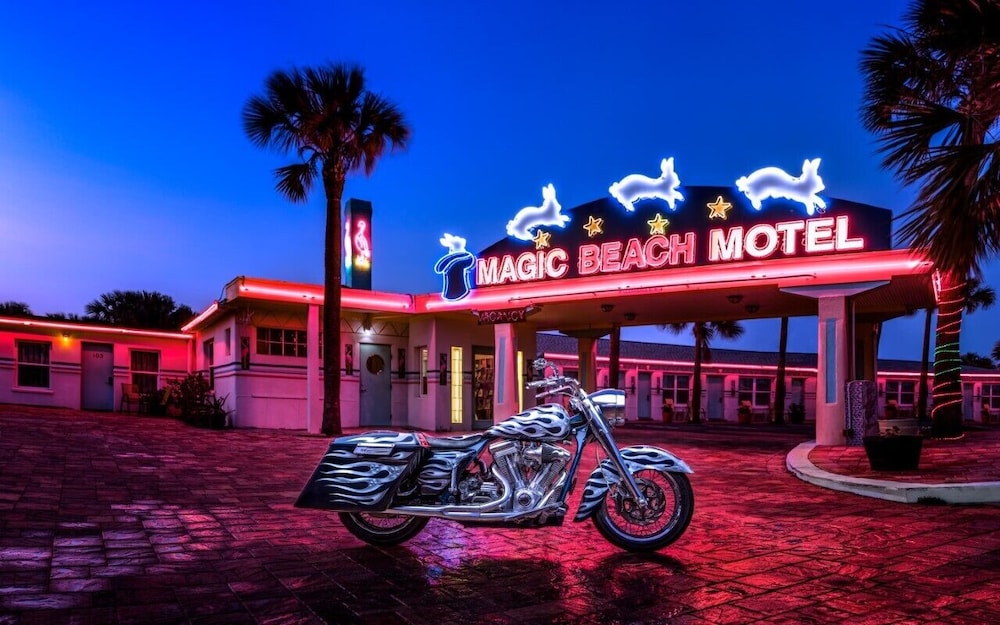 Magic Beach Motel