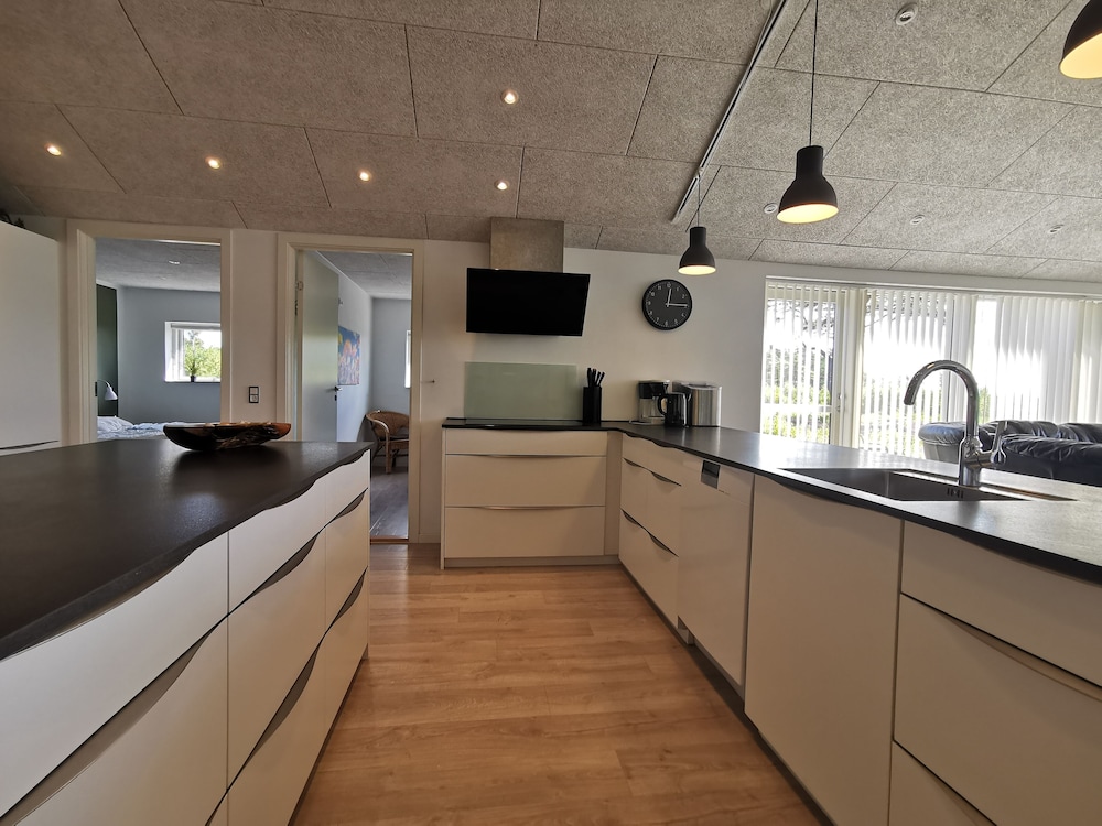 Panoramic Views and Luxurious Comfort on Læsø Island