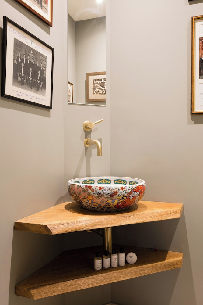 Rigault Road by Onefinestay