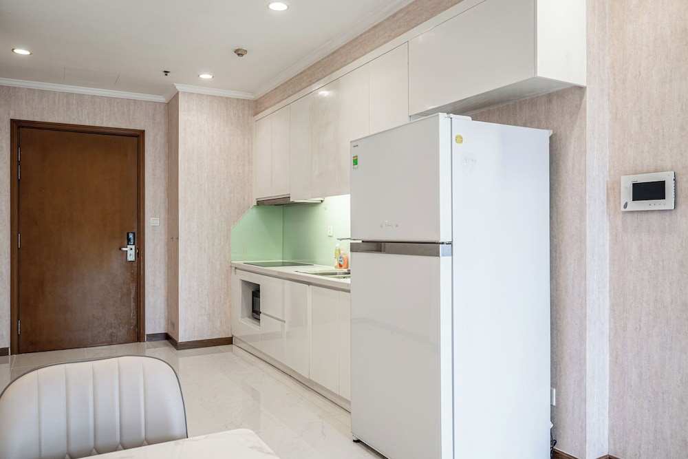 Vinhomes Central Park Apartment by Hava