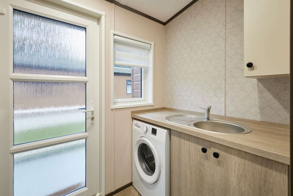 Host Stay Brackencroft Lodge