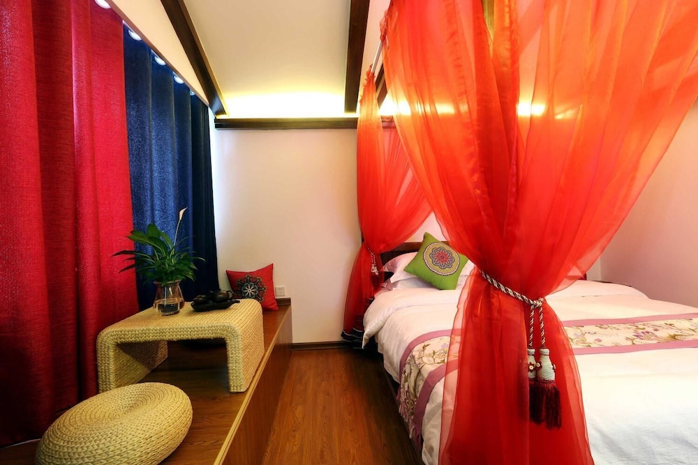 Bugu Hostel