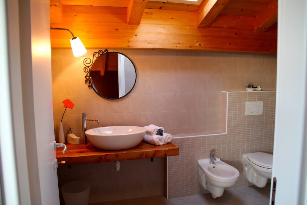 B&B Il Mortirolo view 3