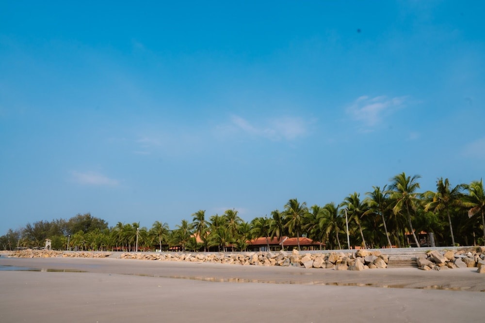Dat Lanh Resort