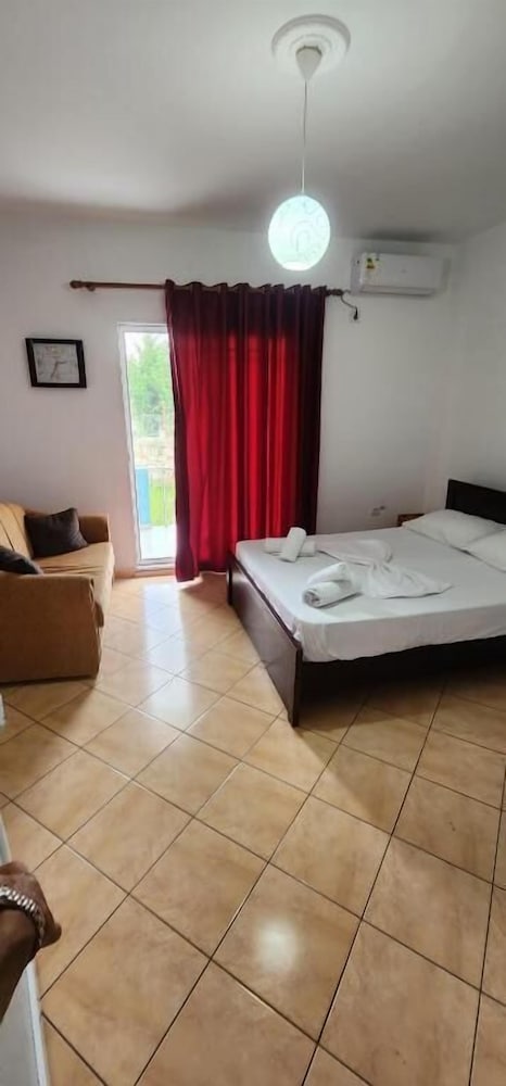 Vila Bashkim