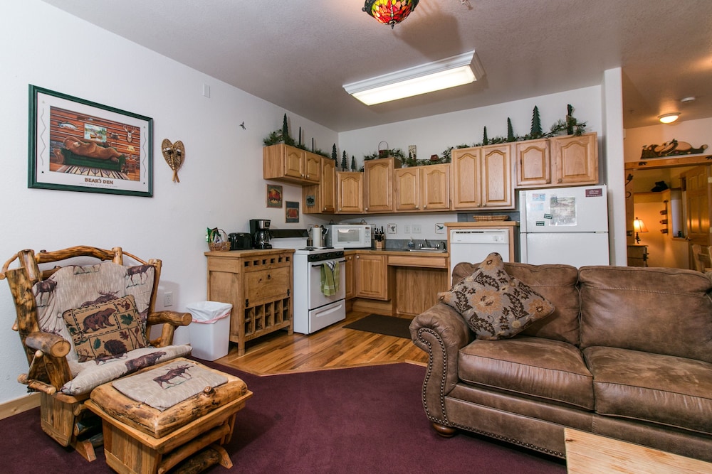 Estes Park Condos - Property Image 218