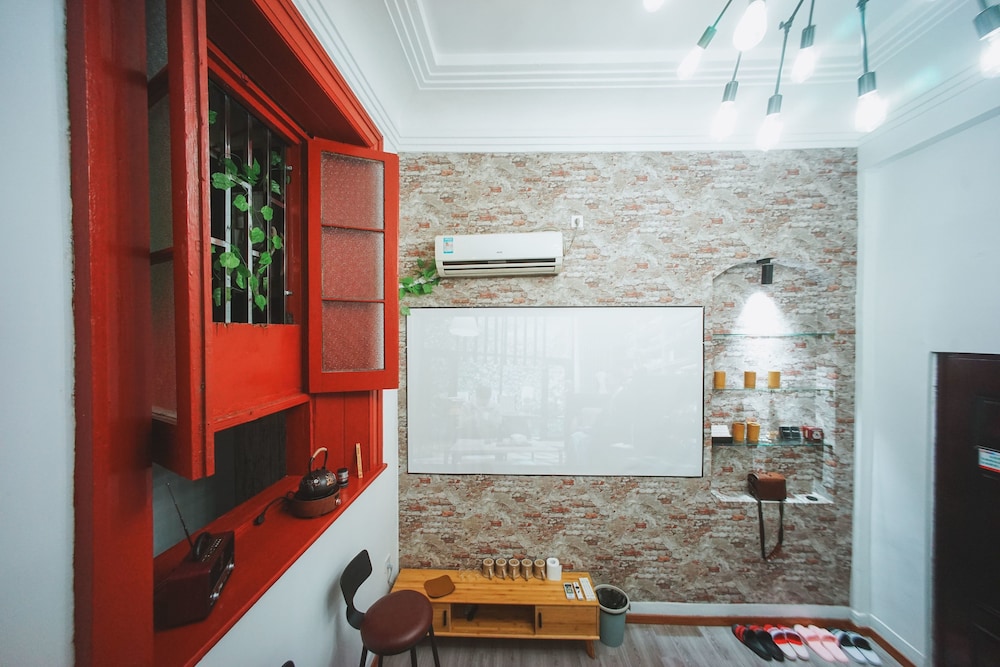 meeting & event spaces