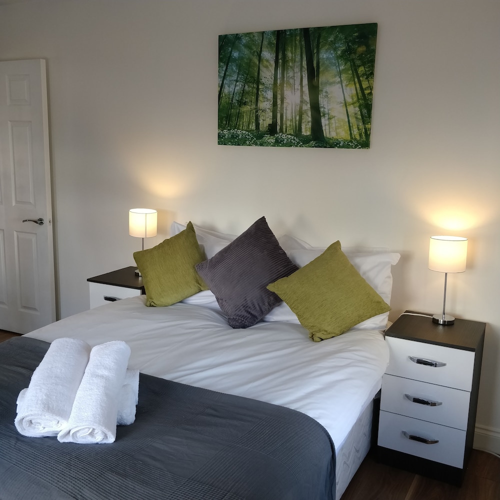 Clifton Apartment