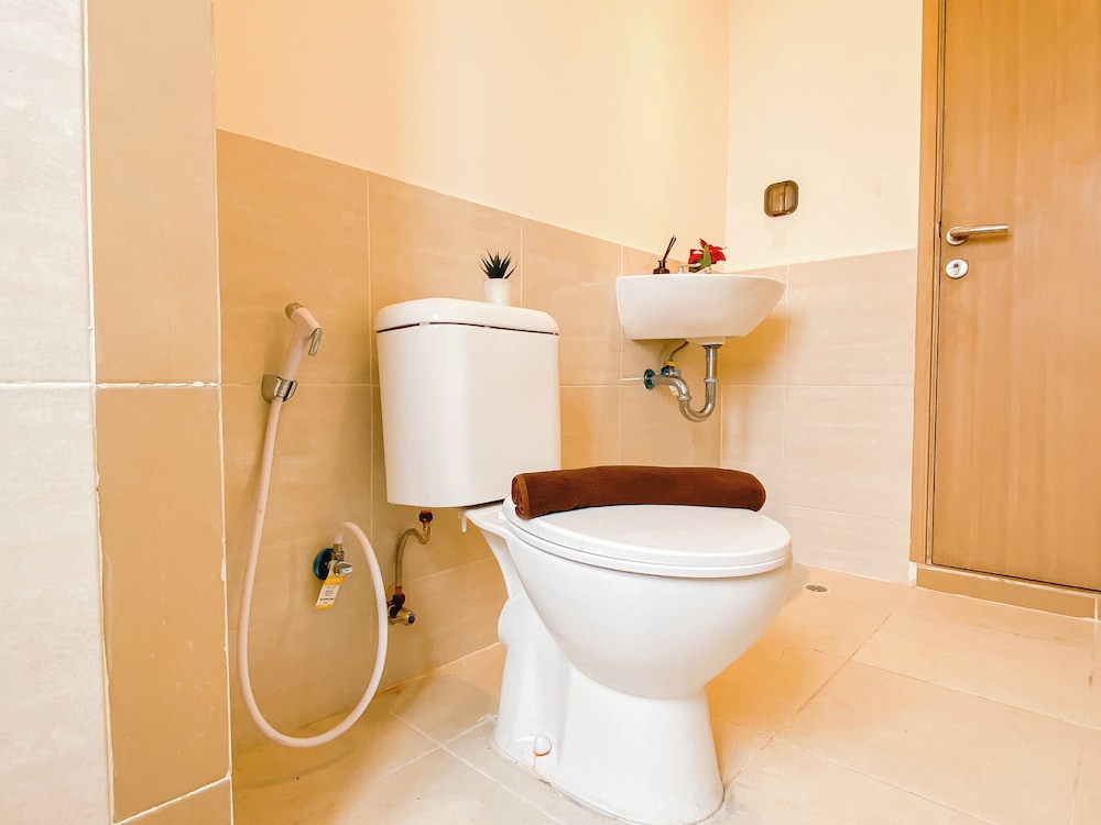 Simple Look 3Br Meikarta Apartment