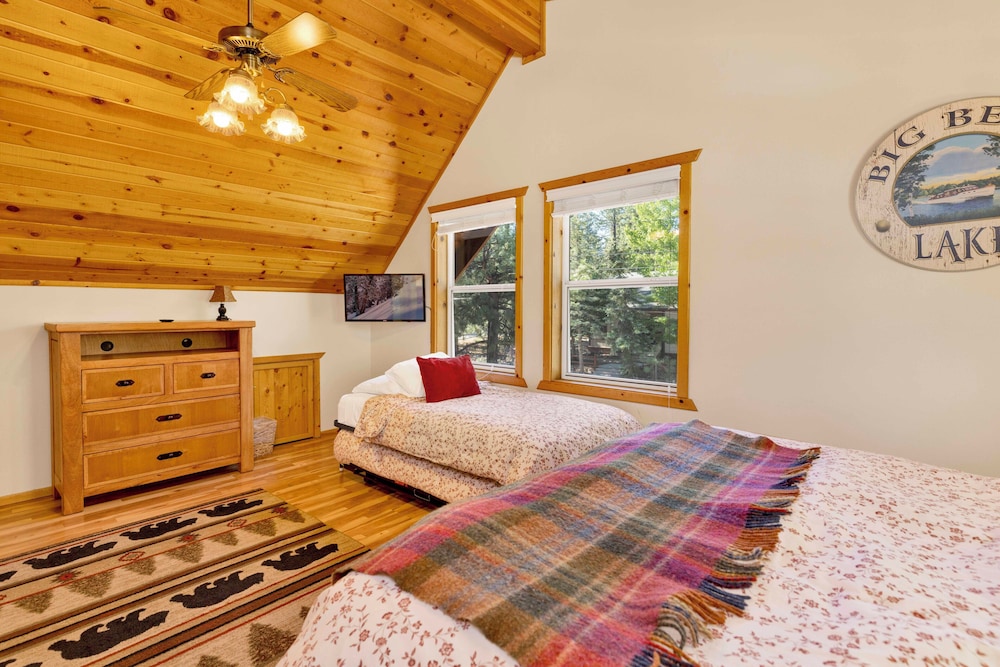 Cub's Cabin #2561