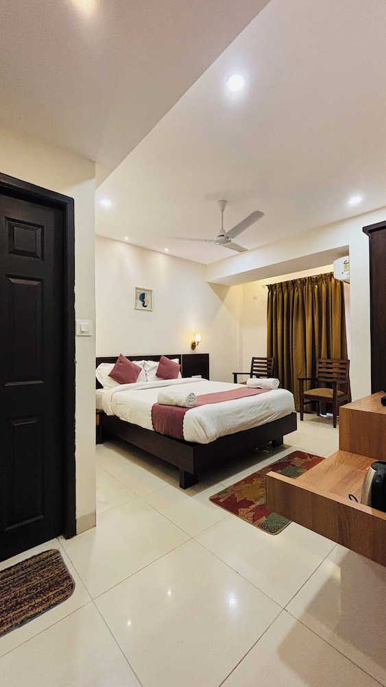 Hotel Assagao Grand