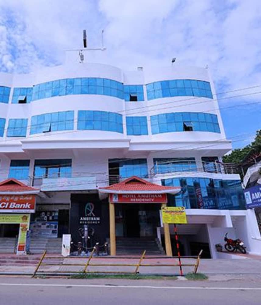 Fabhotel Amutham Residency