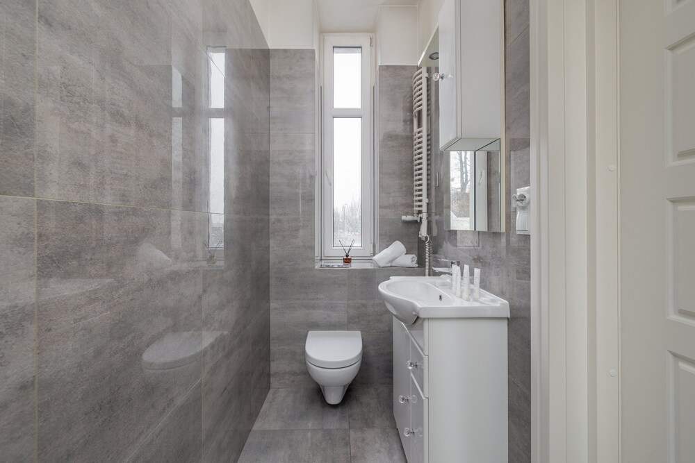 Luxury Apartment in Szczecin by Renters