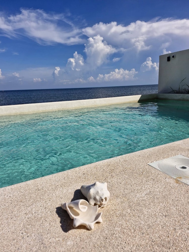 Beatiful Loft in Puerto Morelos Beach Front 9-4