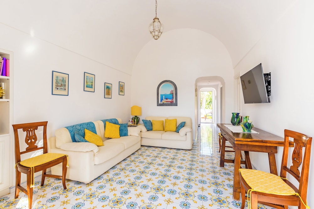 Capri Turquoise by Napoliapartments