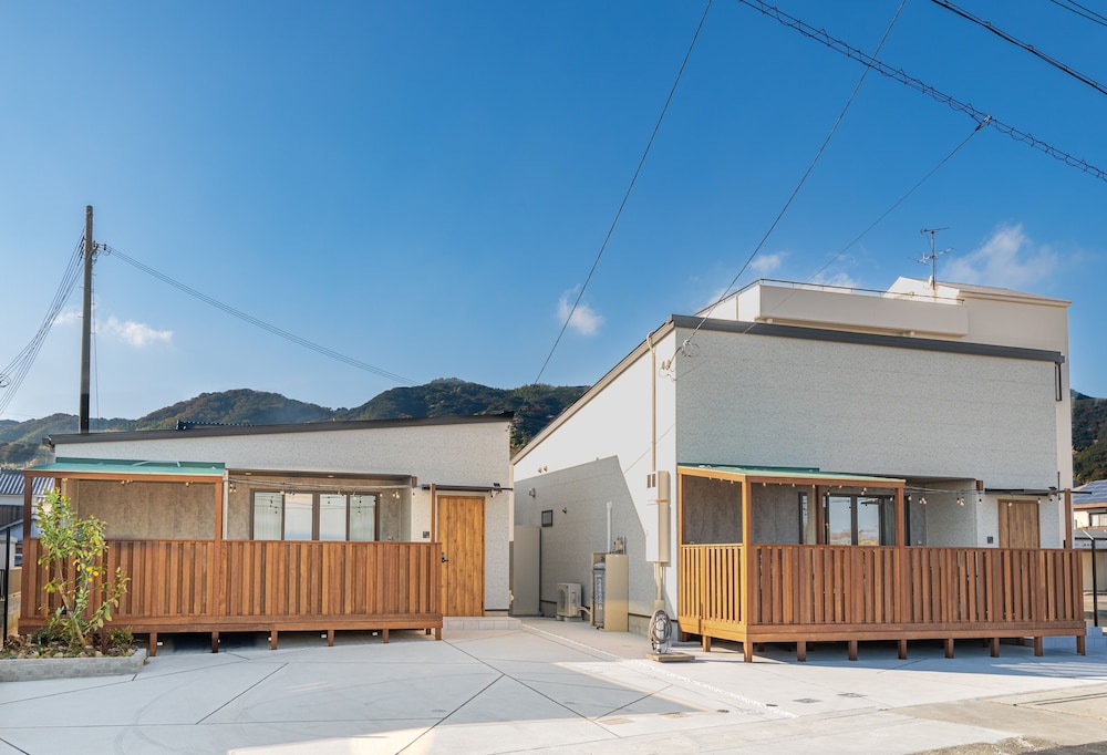 Rush Awaji Canariya - Self Check-In Only