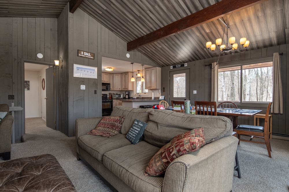 Bear Hill Cabin 4 Bedroom Cabin
