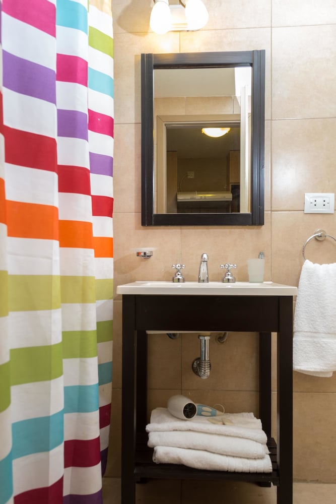 San Martin Suites