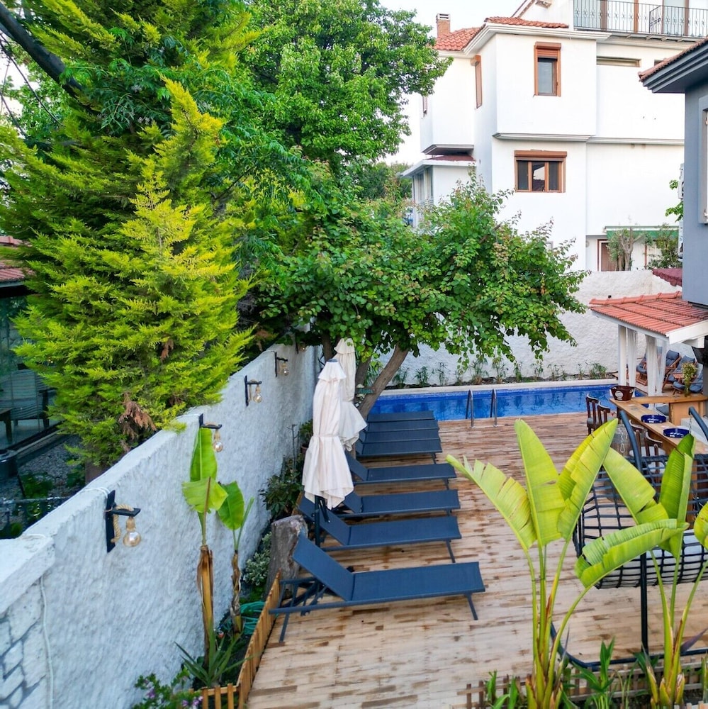 Kekik Alaçatı Otel