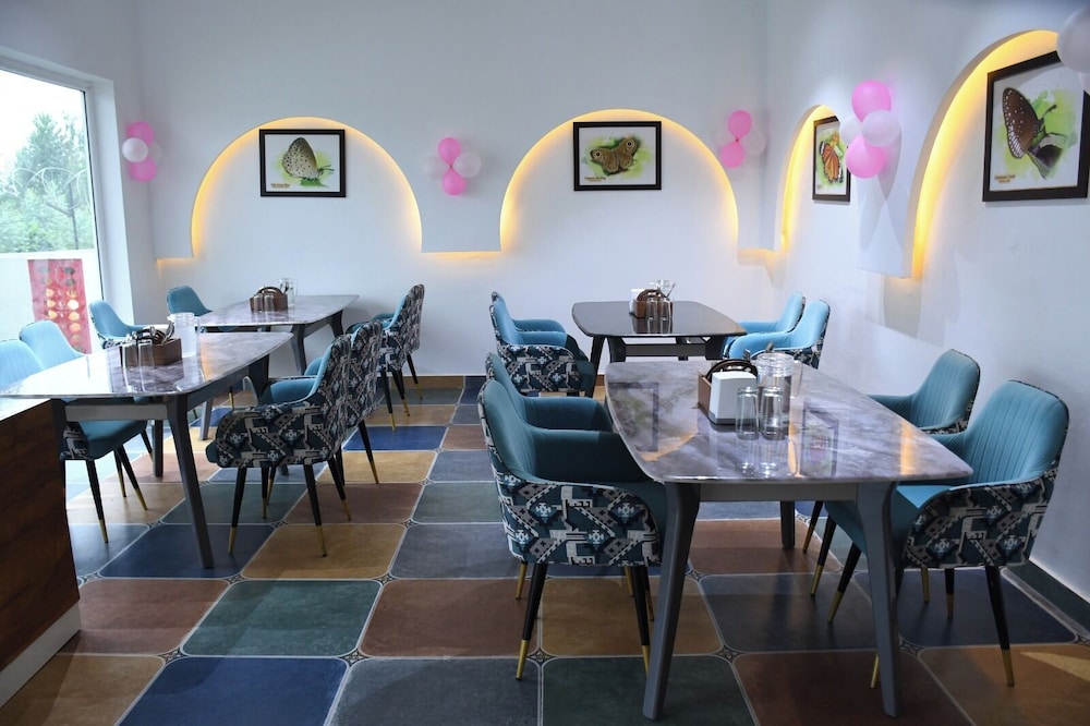 PRAKARAM RESORT AND CAFE