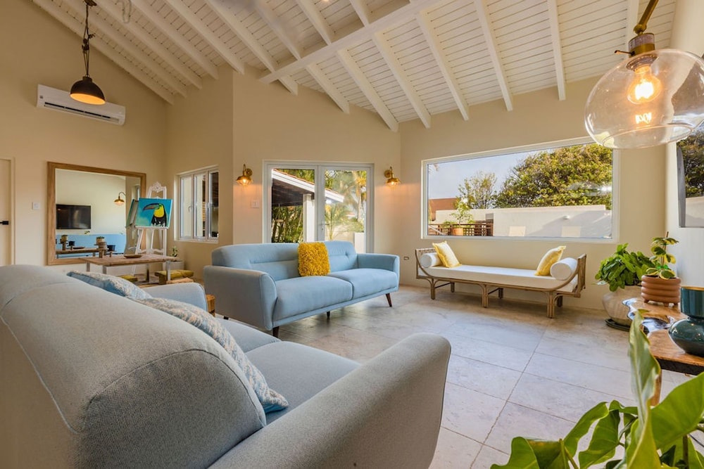 New Mediterranean Villa 5bed 5bath Across-marriott
