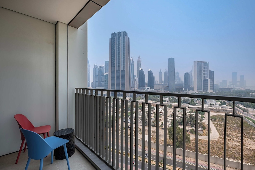 Bellavista -2 Bedrooms Downtown Views II