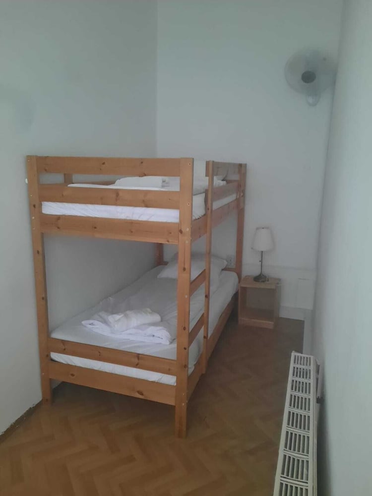 Group Stay Comfortable Multi Apart