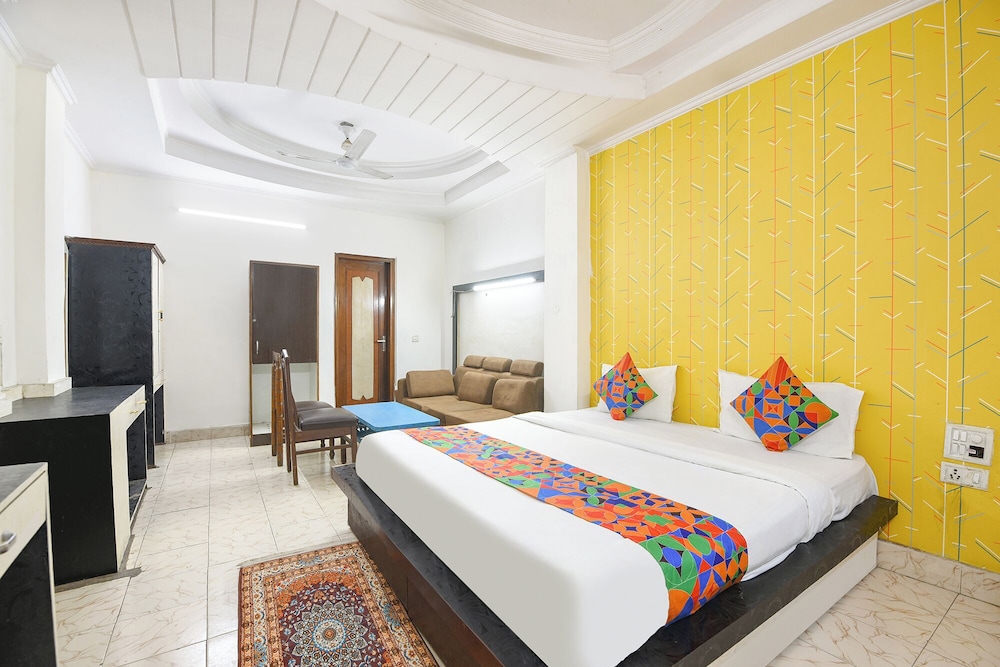 Fabhotel Western