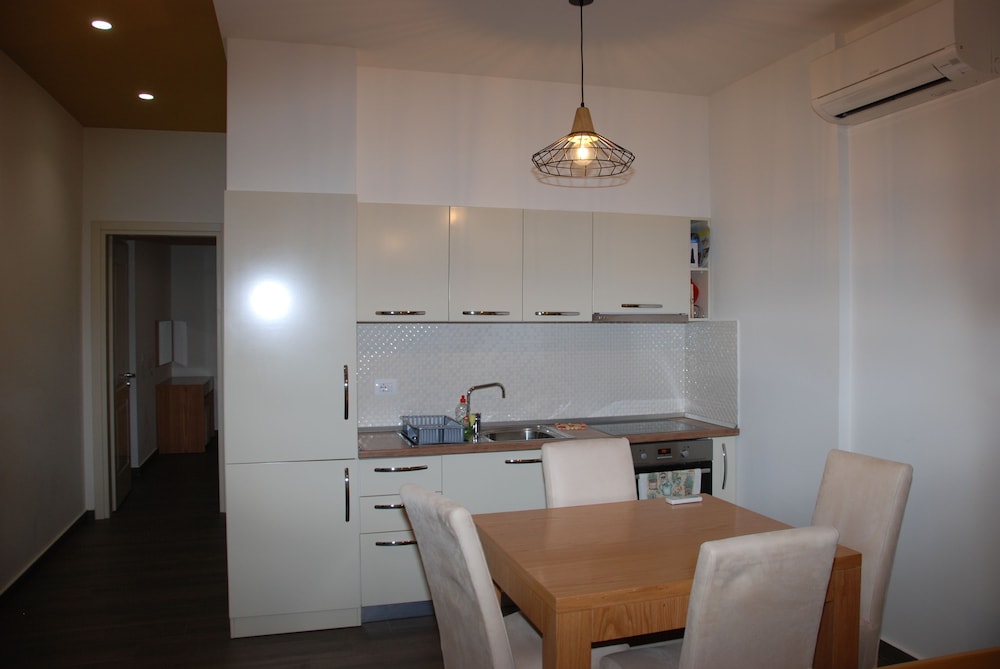 Sunrise Luxury Apartments