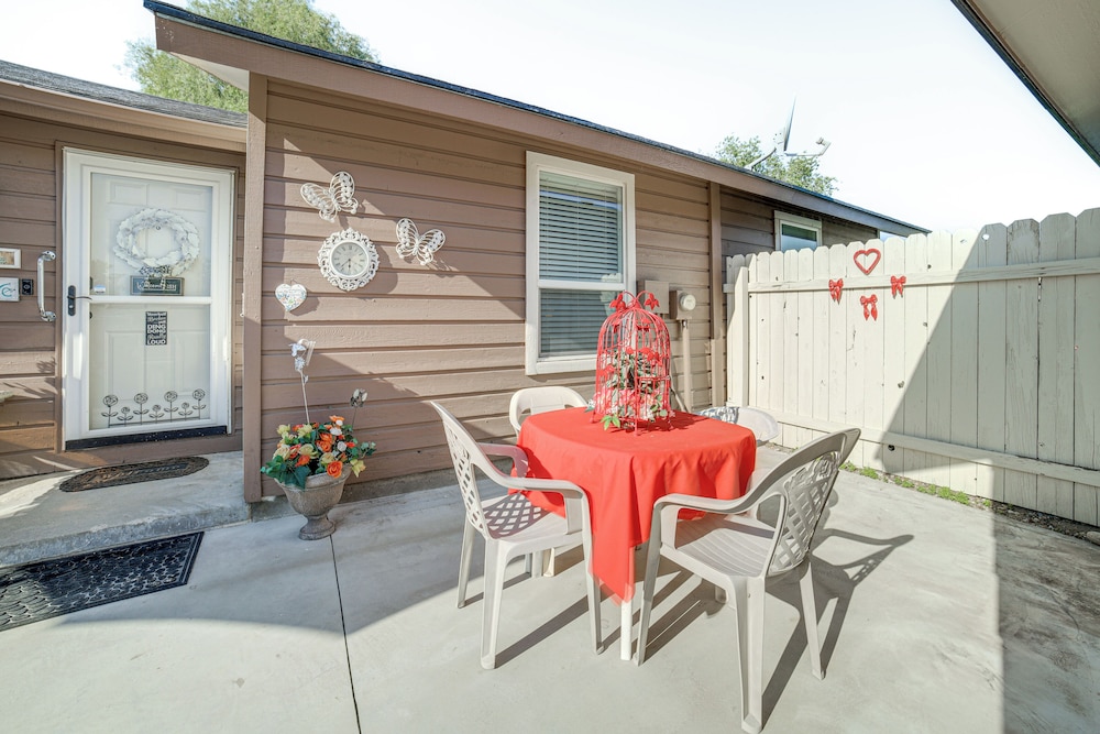 14 Mi to Meridian: Water-view Retreat w/ Patios!