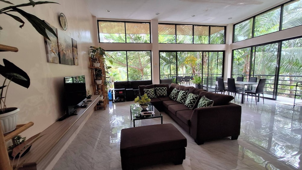 Balcon - Exclusive Private Villa in Camotes Island, Cebu, Philippines