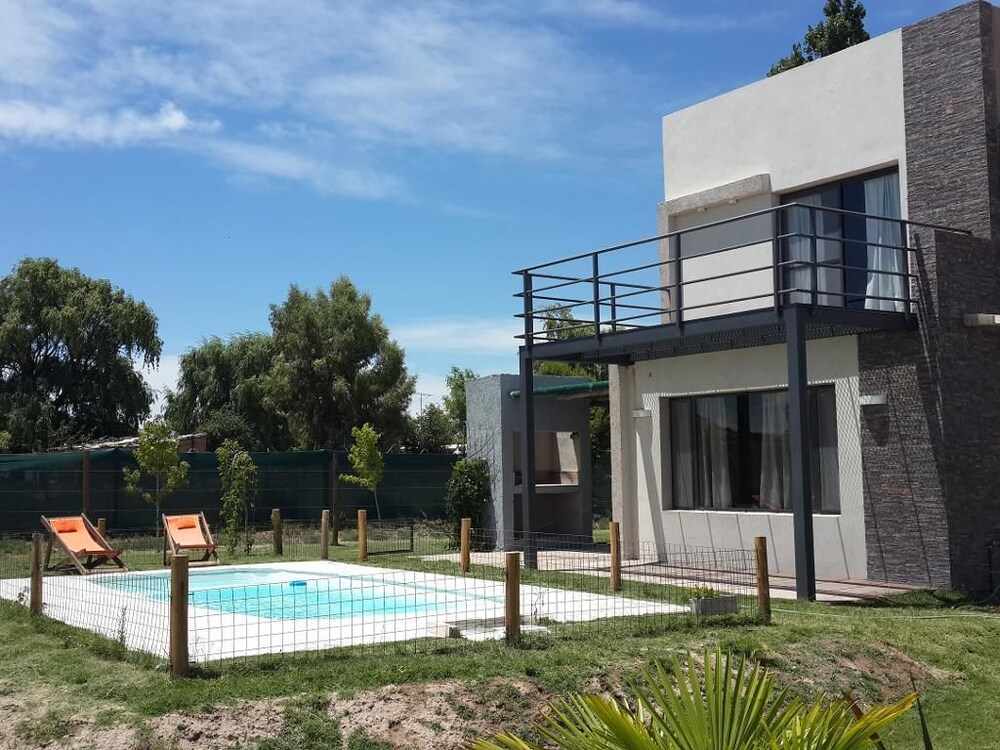 Cabanas Bonarda