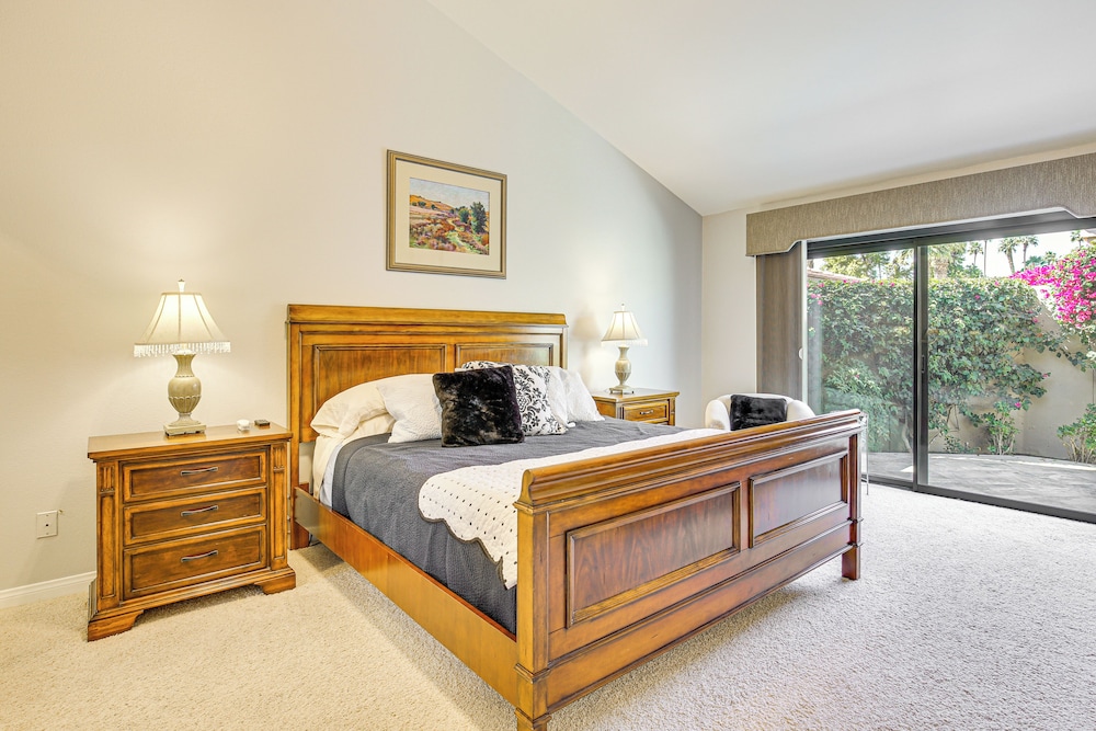 Community Pools & Golf Views: Palm Desert Condo!
