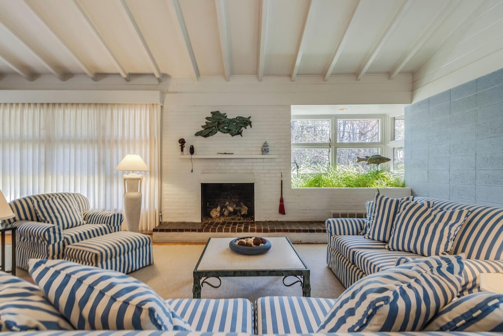 OAK Avenue 77