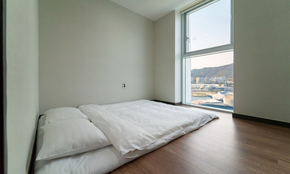 Venezia Hotel and Suite 8