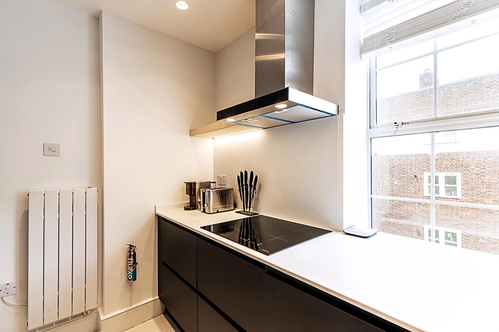 Stylish East London Flat Near Spitalfields Market