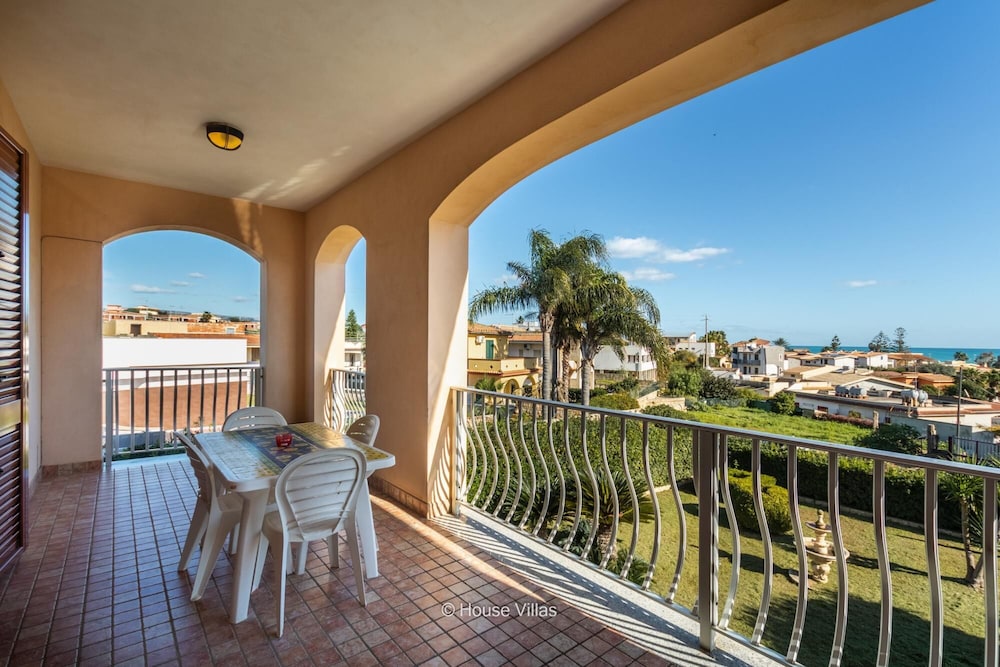 Samantha Apartment in Lido di Noto view 2