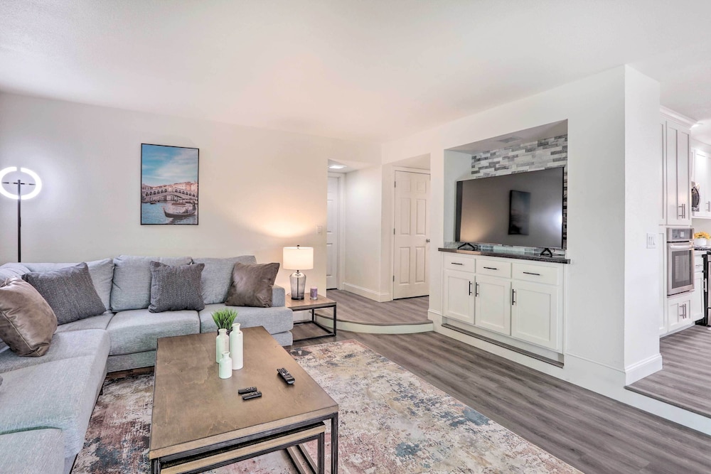 Reno Vacations - Sleek Family Retreat: 4 Mi to Downtown Reno! - Property Image 32