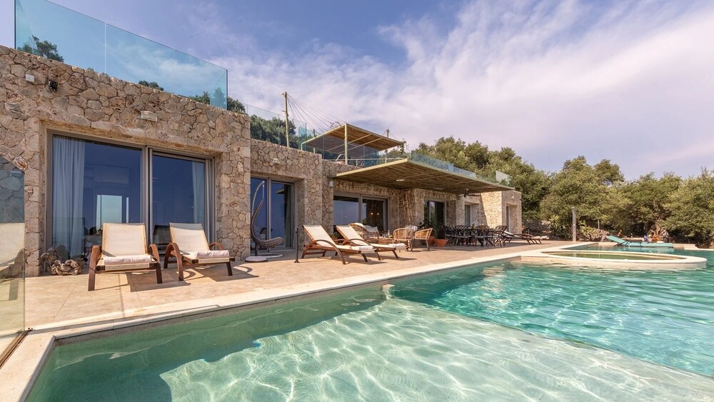 Villa Summer Wine by White Dream Villas