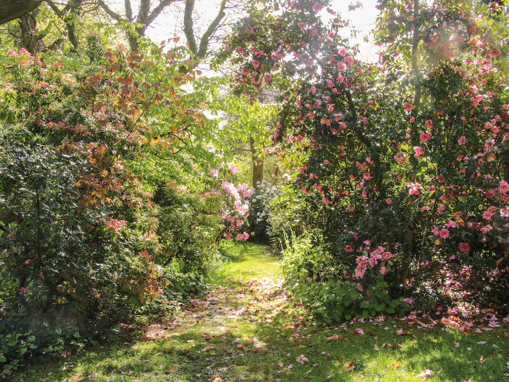 The Garden Lodge