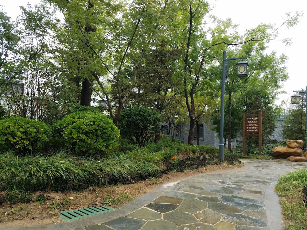 The Brigh Eco Hotel Yantai